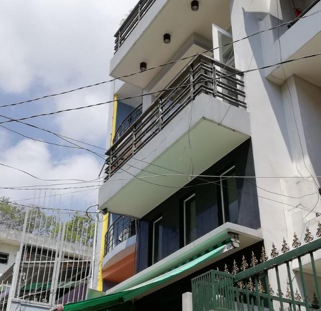 Bán nhà mặt tiền Lý Chính Thắng, Phường 7, Quận 3. Diện tích 4mx17m, 3 lầu, giá chỉ 20.3 tỷ