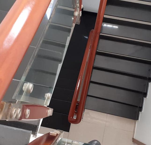 Cần tiền mở xưởng Bán gấp nhà HXH Vĩnh Viễn, Phường 6, Quận 10, 40m2, 5 tỷ 2, 3 lầu