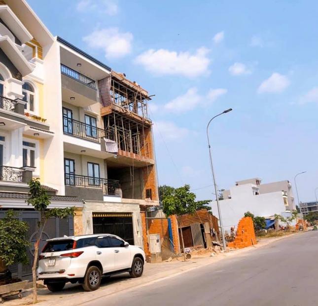 HT NGÂN HÀNG QUỐC TẾ VIB THANH LÝ 16 NỀN ĐẤT TRONG KDC MỚI Ở BÌNH TÂN (KDC TÂN TẠO)