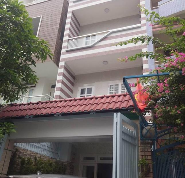 Bán nhà hẻm xe hơi Q5 dt 3.7x14m giá rẻ