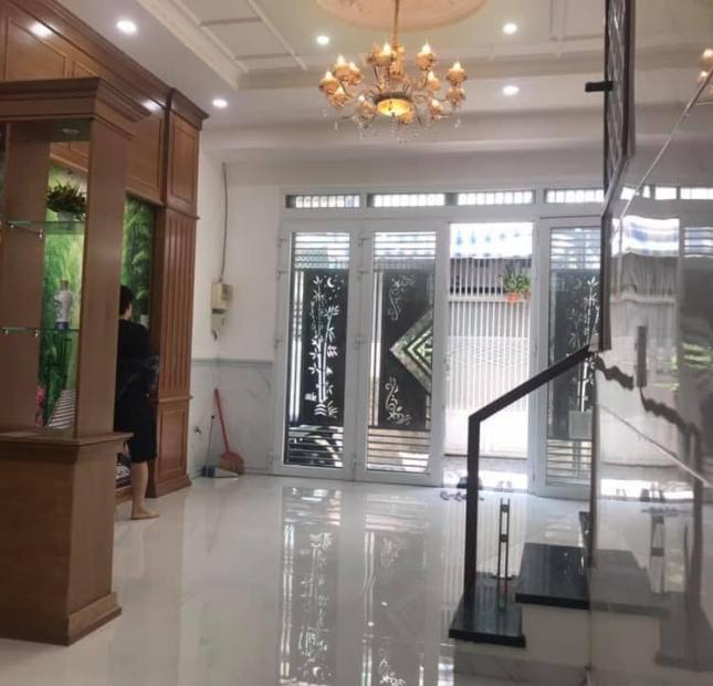 Bán nhà Lê Hoàng Phái, 43m2, 5.2x8.2, 4 lầu, nhà đẹp, gấp bán, giá 4.9 tỷ