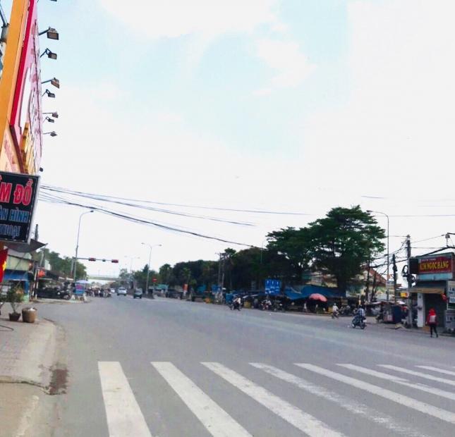 Cho thuê mặt bằng 1 trệt 2 lầu với diện tích sử dụng 1800m2 mặt tiền đường Nguyễn Ái Quốc, Biên Hòa