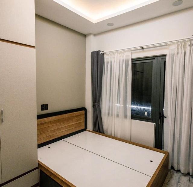 NHÀ LONG LANH, Ba Tháng Hai, Quận 11, chỉ 30m,1T3L, 3 Phòng ngủ, chỉ 2  tỷ 6, Cô Đèo CC, kẹt tiền