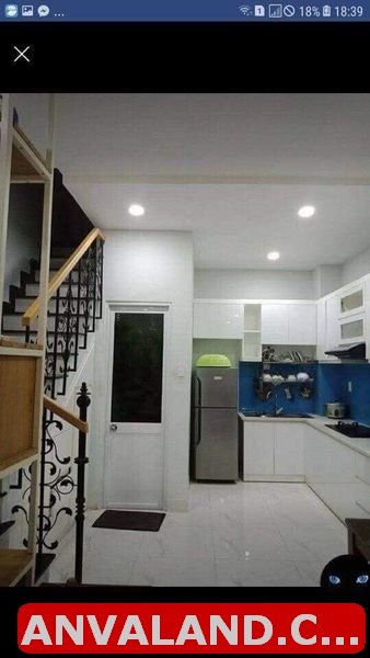 NHÀ LONG LANH, Ba Tháng Hai, Quận 11, chỉ 30m,1T3L, 3 Phòng ngủ, chỉ 2  tỷ 6, Cô Đèo CC, kẹt tiền