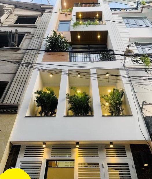 Nhỉnh 5 tỷ có ngay nhà 5 tầng khu Vip Võ Văn Tần Q3, 38m2 0938 928 893