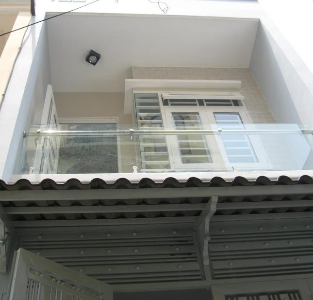 Bán nhà khu cư Xá Nguyễn Trung Trực- đường 3/2 Q10 (3.6x18) chỉ 10.6 tỷ