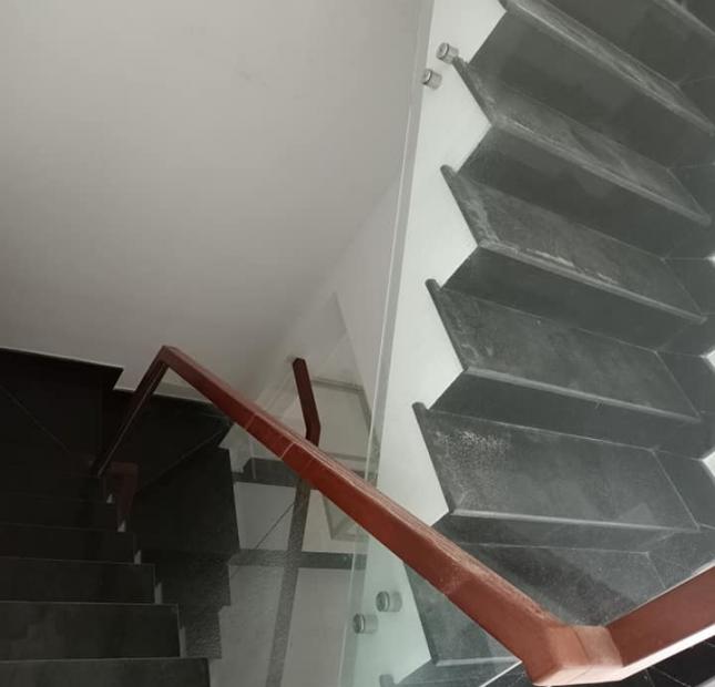 Định cư Bán Nhà Điện Biên Phủ, Quận 10, 3 Tầng, 2 Phòng Ngủ, Phù hợp NVVPi, giá 2 tỷ 8