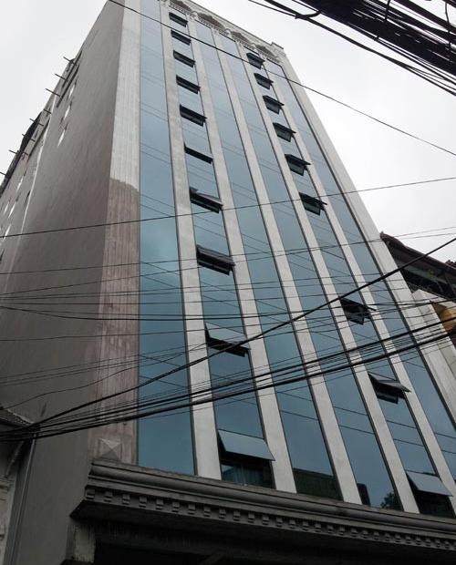 Bán nhà MT Trương Định P6 Q3 DT 3,65x17m 6 lầu giá 28.3 tỷ