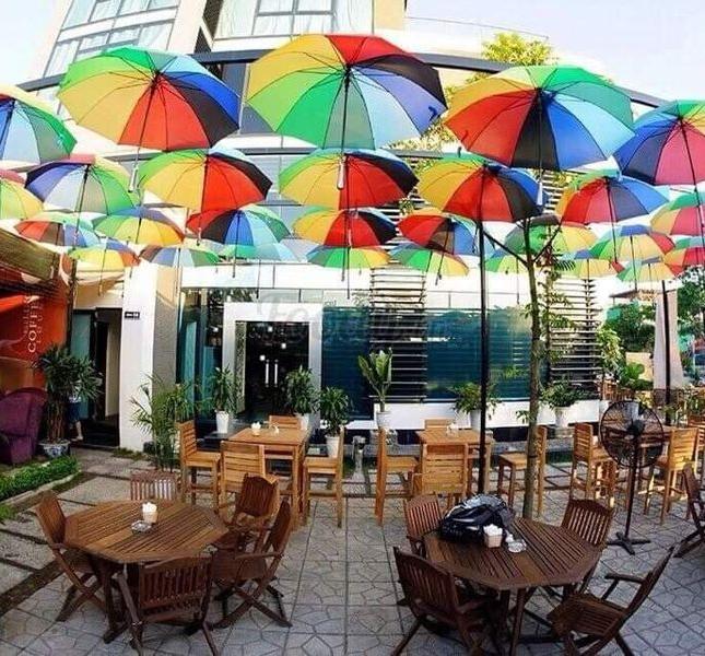 Bán biệt thự - Cafe Feeling vị trí đẹp nhất đường Lê Hồng Phong