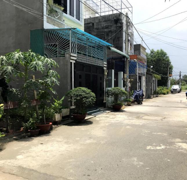 Bán đất đường Gò Cát, P.Phú Hữu, DT 5,1 X 22 giá 6,5 tỷ TL