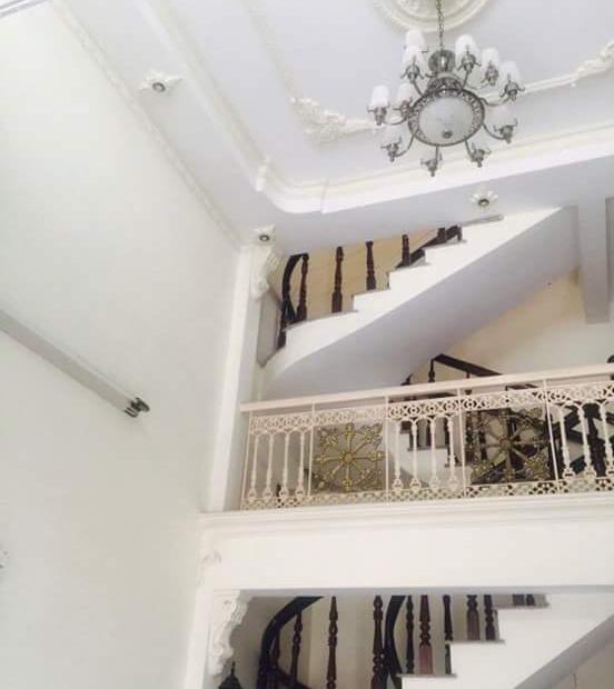 Nhà mặt tiền đường số 12 Bình Phú,(4,1x16m, nở hậu 4,6m), 2 lầu đẹp mới ở liền