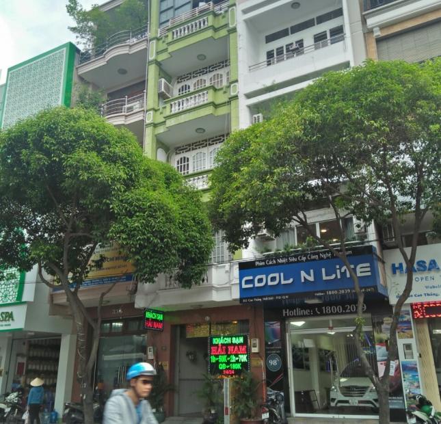  Bán nhà mặt tiền Nguyễn Chí Thanh, ngay BV Chợ Rẫy, DT: 4.2x17m, nhà 5 lầu, giá 21 tỷ TL