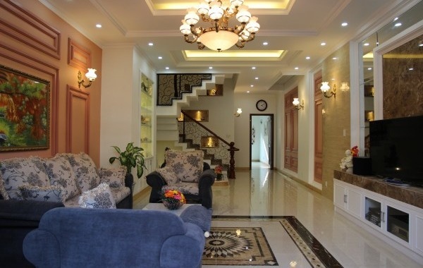 Đất vàng trung tâm Quận 1. Mặt tiền Nguyễn Văn Thủ (14x27m)
