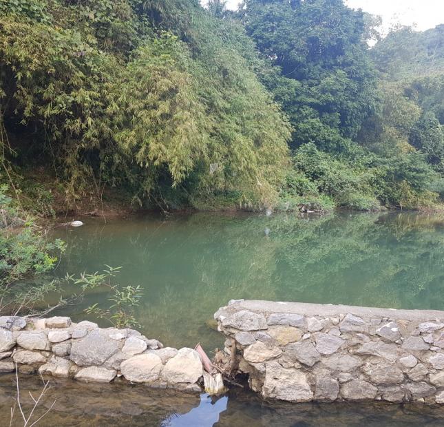 Cần bán gấp mảnh đất 3057m2, 400m2 thổ cư tại Lương Sơn vew suối cực đẹp