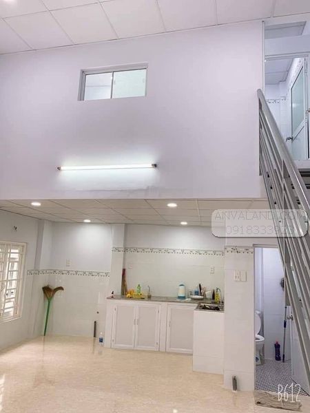 Chú Tân cần Bán nhà Đào Duy Từ, Phường 6, Quận 10, 38M2, 3PN, 3WC, 3 Tầng, giá 3 tỷ