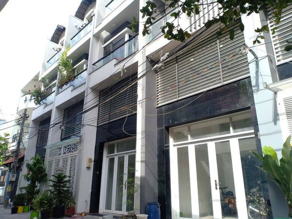 Nhà 1 Trệt 2 Lầu 135M2 , 2 Mặt Tiền Sân 14M, Hùng Vương, Phường 6, Tp Tân An, Long An, chỉ 3 tỷ 9