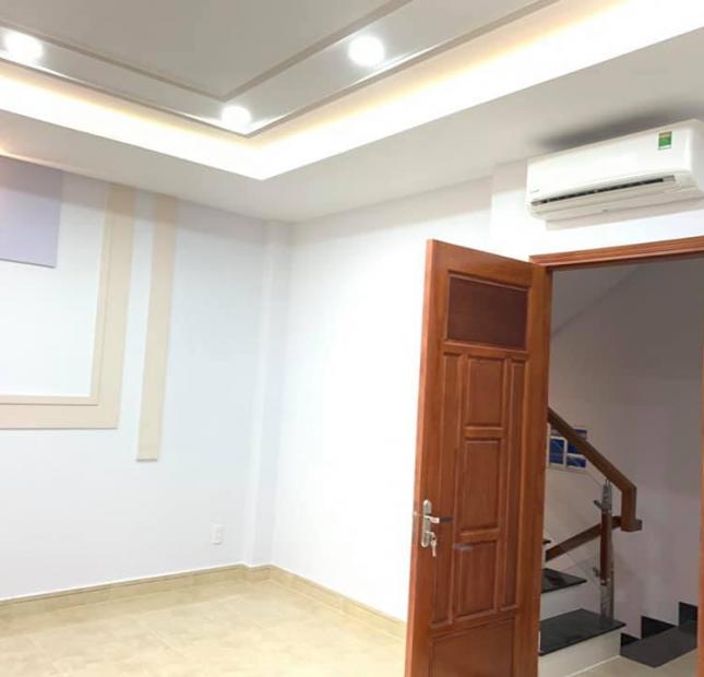 Nhà 1 Trệt 2 Lầu 135M2 , 2 Mặt Tiền Sân 14M, Hùng Vương, Phường 6, Tp Tân An, Long An, chỉ 3 tỷ 9