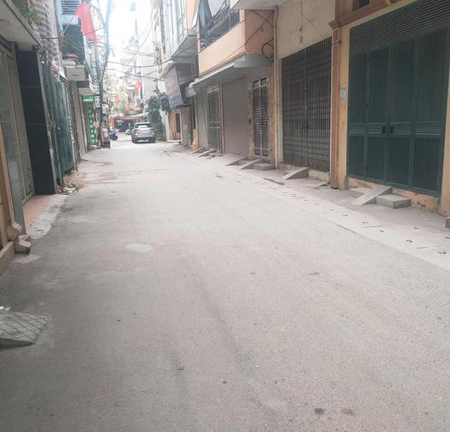 50m ngõ 93 Hoàng Văn Thái, nhà phân lô 2 mặt ngõ, oto tránh 6,4 tỷ 