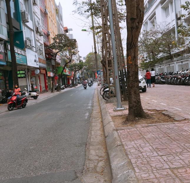  Mặt phố Nguyễn Công Hoan 86m2 lô góc 3 mặt thoáng, MT5.5m giá 26.5 tỷ 