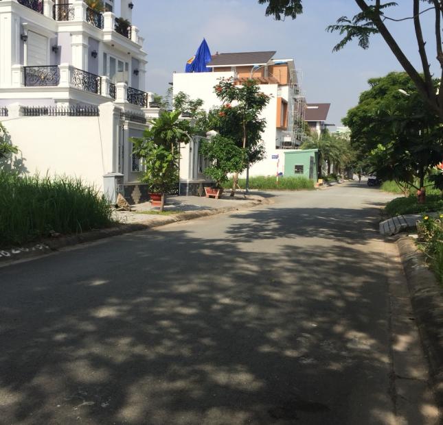 Bán đất KDC 13B Conic, DT 120m2, đường chính KDC lô đẹp giá rẻ 65 triệu/m2. LH 0902462566