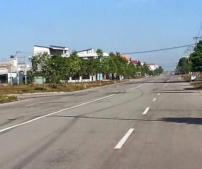    Kinh Doanh Thua Lỗ Bán Gấp 600m2 (20x30) Đất Thổ Cư Đối Diện Kcn Và 32 Phòng Trọ 