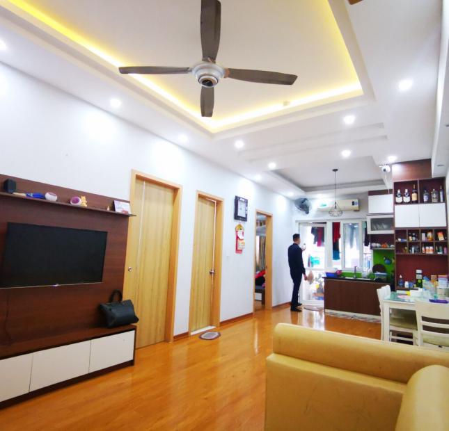 BÁN GẤP! Chung cư Thanh Hà về ở ngay, 67m2, giá 1,1 tỷ