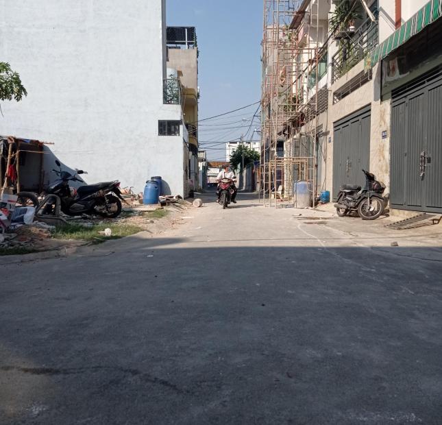 Bán nhà giá rẻ đường tỉnh lộ 43 phường Bình Chiểu 1 trệt 2 lầu diện tich 52m2 giá 3.950 tỷ 