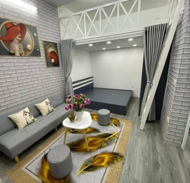 Căn hộ tập thể tầng 2 nhà D25 ngõ 57 Láng Hạ