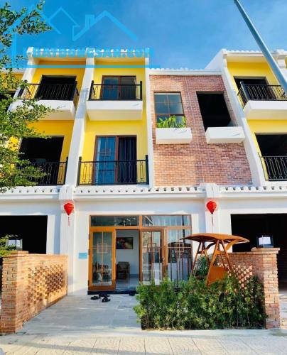 Nhà 3 tầng HỘI AN- phong cách phố cổ nét văn hóa Việt, 3,x tỷ. Đã có sổ