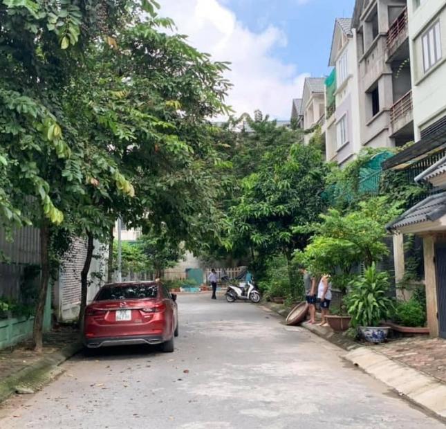 Bán đất phân lô Z133 ngõ 103 Lý Sơn,đường ô tô tránh,95m2,mt 5.2m,giá 6,2 tỷ.Lh:0989126619.