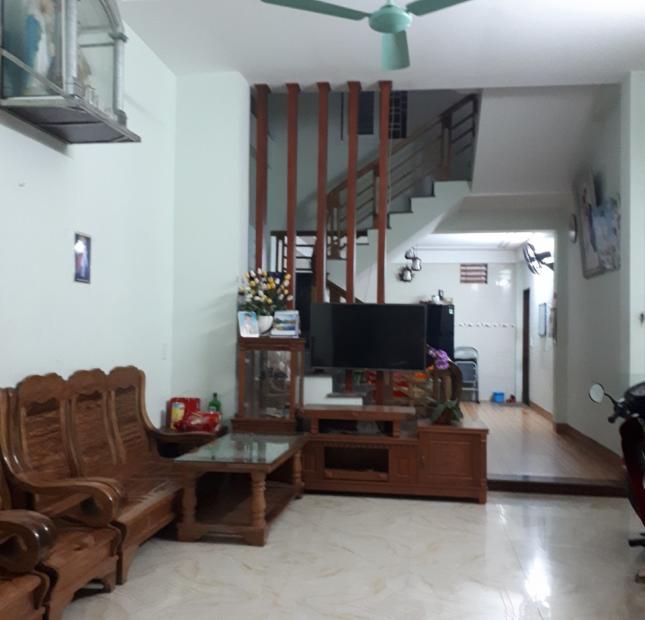 Chính Chủ cần bán gấp căn nhà 60m2 Tại đường Tô Vĩnh Diện, phường Điện Biên, Tp Thanh Hoá.  Xin Liên hệ: 0985870626+ zalo