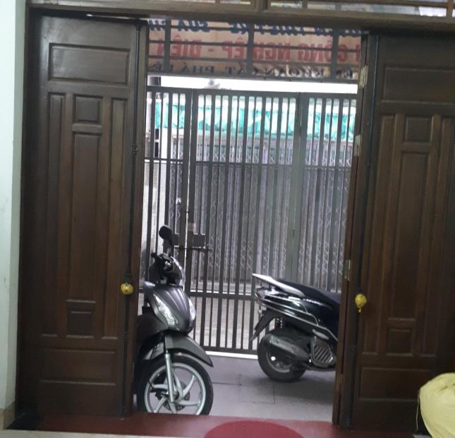 Chính Chủ cần bán gấp căn nhà 60m2 Tại đường Tô Vĩnh Diện, phường Điện Biên, Tp Thanh Hoá.  Xin Liên hệ: 0985870626+ zalo