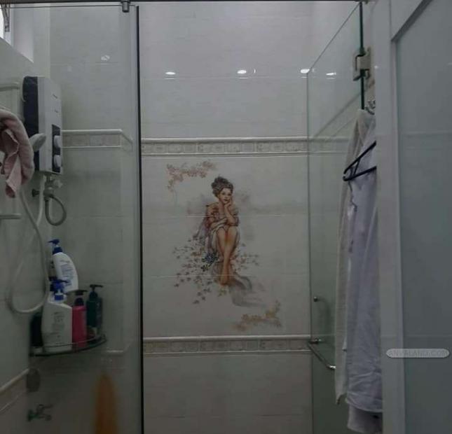 GIÁ GIẢM SHOCK Bán nhà Ngay Chợ Hòa Bình, Số 37H Bạch Vân, Phường 5, Quận 5, ô tô đỗ cửa ngoài,