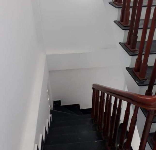 Bán nhà  lô góc Mỹ Đình 5 tầng 40 m2 giá 3.4 tỷ GAZA Kinh doanh ngõ thông