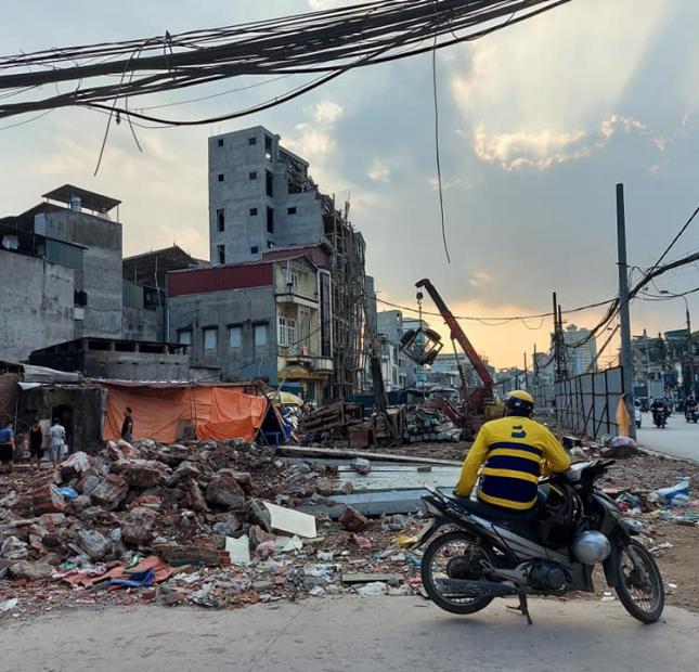              Mặt phố - Minh Khai 120m2, nở hậu 24 tỷ