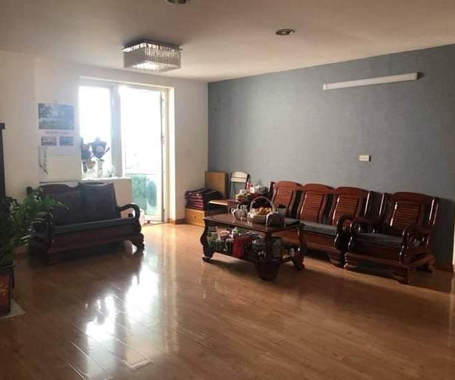 Bán căn hộ chung cư tại Đường Trần Phú, Hà Đông, 132m 3pn  giá 2,65 Tỷ