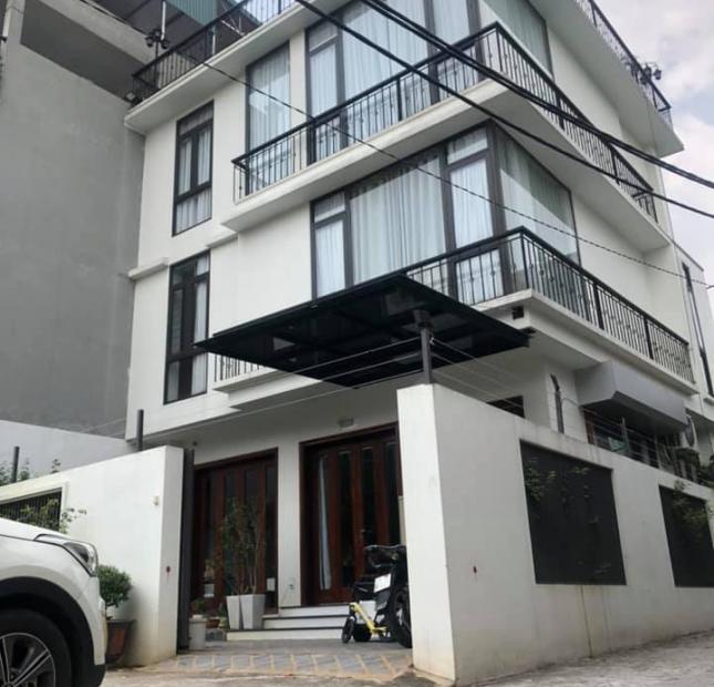 Bán Siêu Phẩm Nhà Ngọc Thuỵ Long Biên 4T, 105 m2, 13 tỷ (ngõ ô tô )