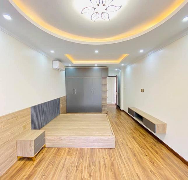 BÁN NHÀ LẠC LONG QUÂN. KINH DOANH, CHO THUÊ SẦM UẤT. DT 90 M2. 4 TẦNG. GIÁ 12.5 TỶ