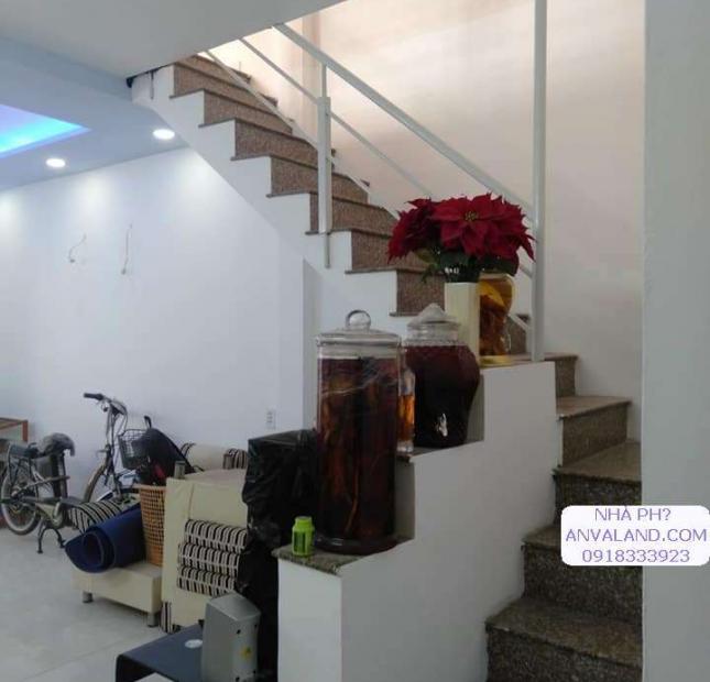 Kẹt vốn Bán Nhà 100/8D Bình Thới, Phường 14, Quận 11, nhà đẹp 4PN, 4WC, 2 Tầng, giá 3  tỷ 7