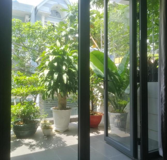 Vay xã hội đen Bán gấp Nhà đẹp long lanh, 392/8B Nguyễn Tri Phương, Quận 10, 40m2, 3 Tầng, 5 Tỷ 2