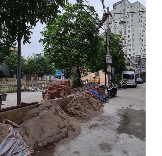 Bán Đất Đại Mỗ 63m phân lô, oto, view hồ chỉ nhỉnh 3ty