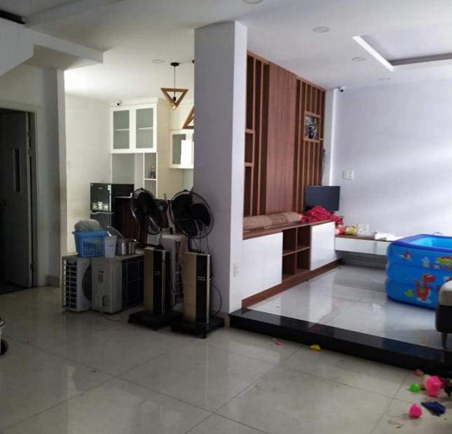 SHOP THUA LỖ BÁN GẤP MẶT TIỀN NHỰA CHUNG CƯ NGÔ GIA TỰ, P2,  QUẬN 10, 45M2, MẶT TIỀN 4,5M, CHỈ 6