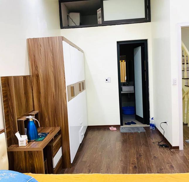NHÀ ĐẸP PHỐ LÒ ĐÚC-39M*4-ÔTÔ ĐỖ CỬA.