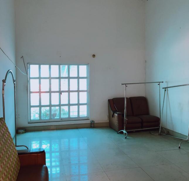 Bán Gấp Nhà MT TÔ HIẾN THÀNH,Phường 13,Q.10.HXH, 9/18 x26 =270m2,4T, 35tỷ.