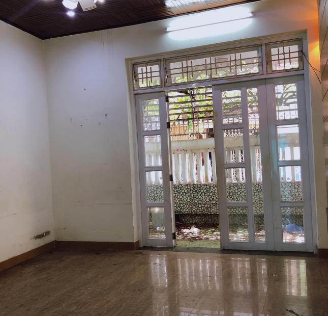 Bán Gấp Nhà MT TÔ HIẾN THÀNH,Phường 13,Q.10.HXH, 9/18 x26 =270m2,4T, 35tỷ.