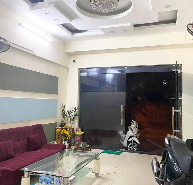 Bán nhà Lô 5B ĐTM Trung Yên, Trung Hòa. 62m2, 5 tầng, gần vườn hoa Trung Yên, 12 tỷ.