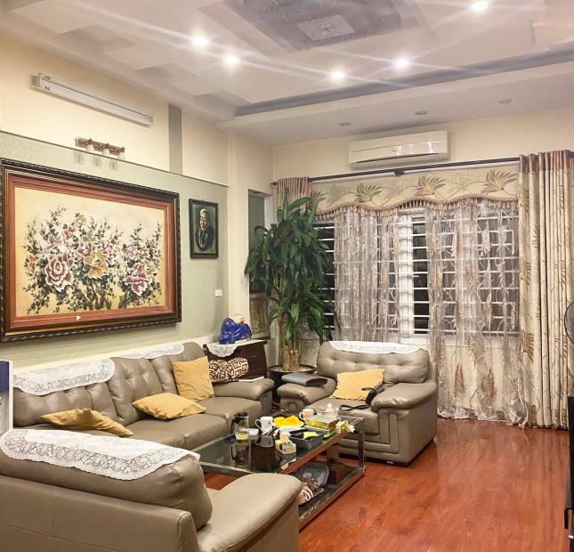 Bán nhà Lô 5B ĐTM Trung Yên, Trung Hòa. 62m2, 5 tầng, gần vườn hoa Trung Yên, 12 tỷ.