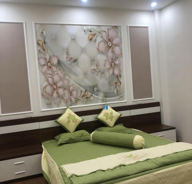 Nhà mặt phố Nguyễn Công Trứ gara kinh doanh 70m x 4 tầng mt 4.5m 6.9 tỷ