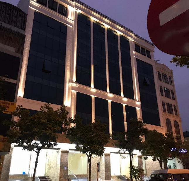 Cho thuê tòa nhà mặt phố KĐT Dịch Vọng, 160mx 7T, MT 11m, xây mới hiện đại