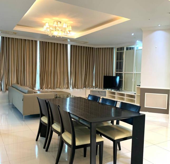 Cho thuê căn hộ tại Keangnam diện tích 206m2, 4PN full nội thất cao cấp. LH: 0974429283